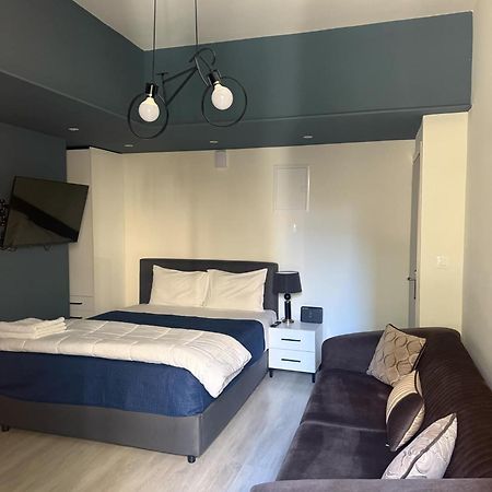 N&M Apartment Chios Town Exteriör bild