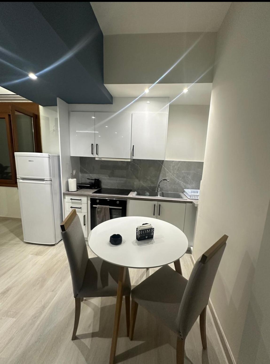 N&M Apartment Chios Town Exteriör bild